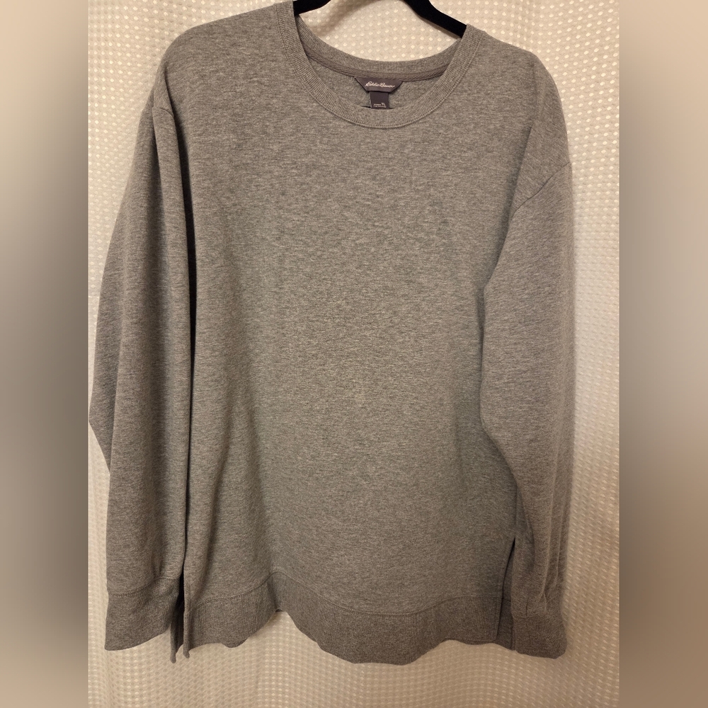 Eddie Bauer TL heather gray knit top